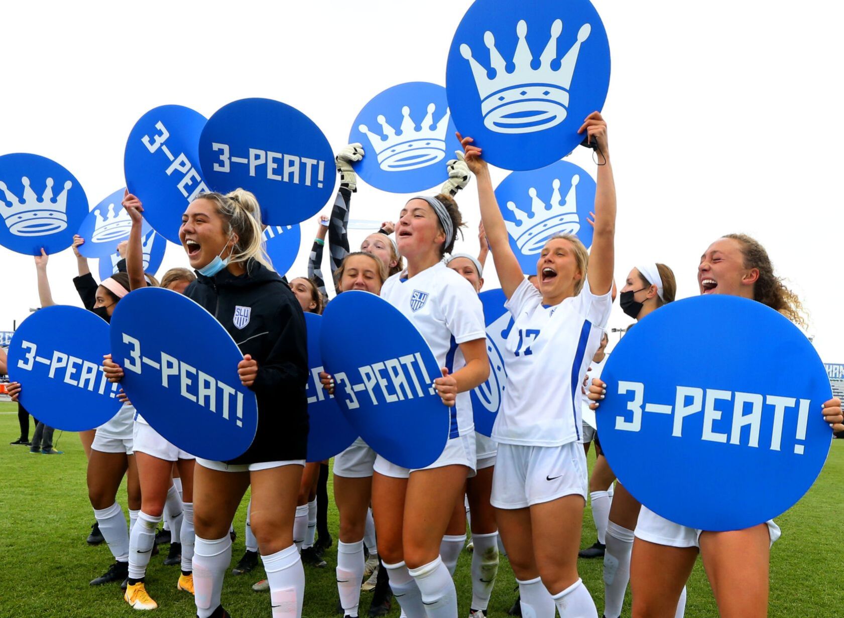 St. Louis University 2, Davidson College 1